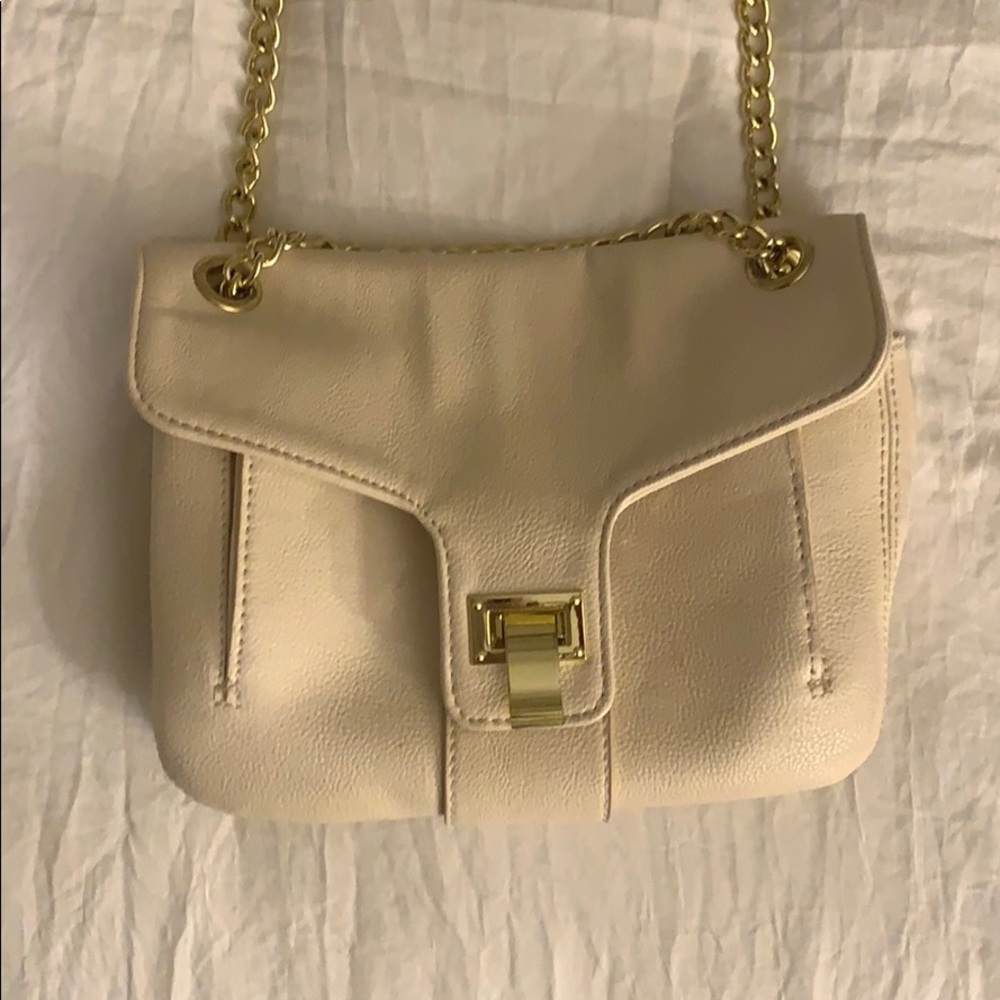 Kendal and Kylie cross body bag